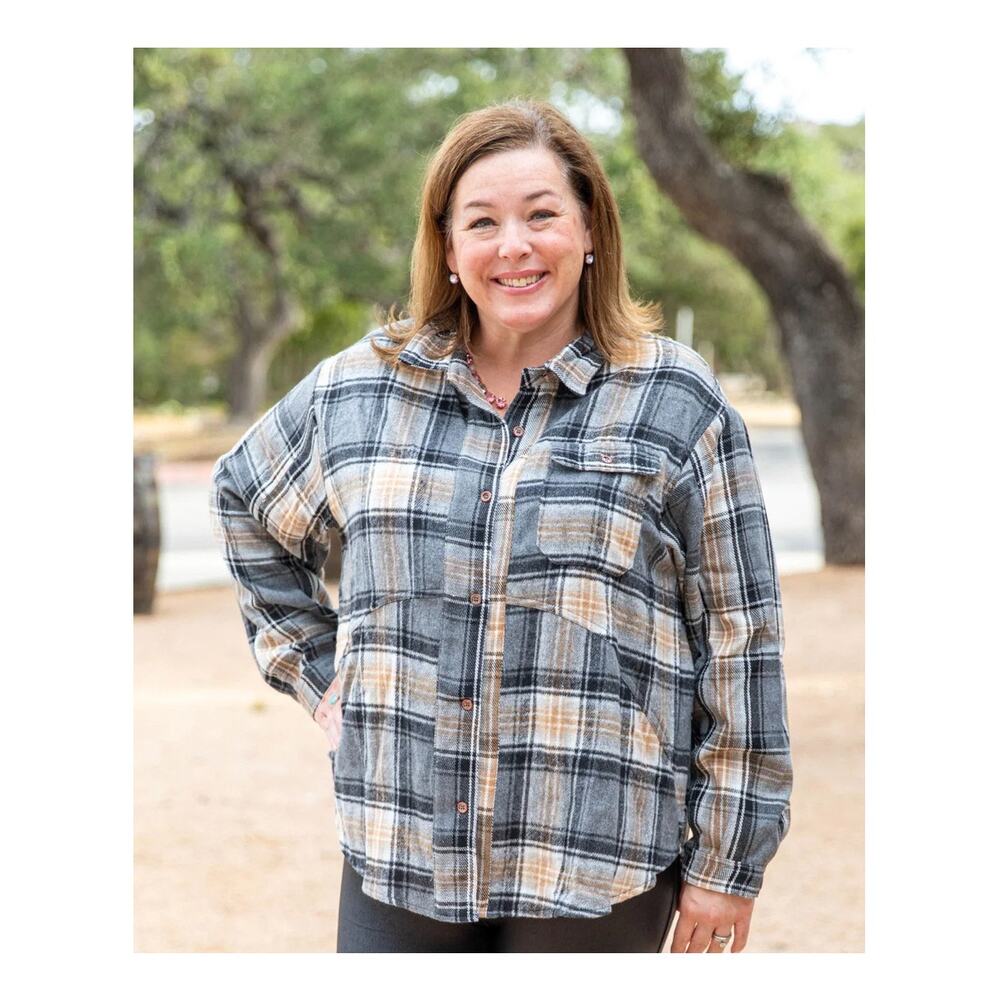 Umgee Long Sleeve Flannel Plaid Shacket‎ Shirt Size Large